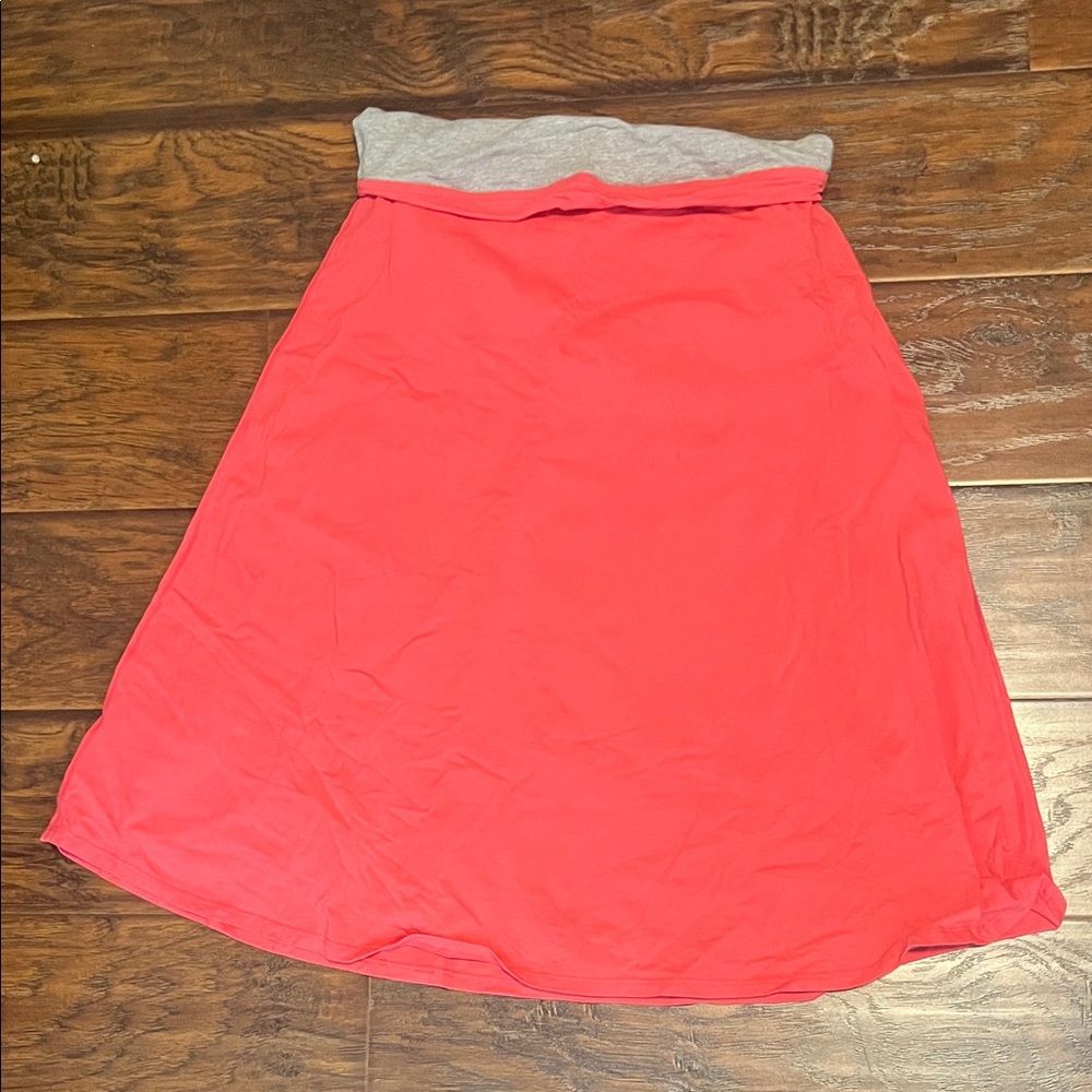 Women's lululemon reversible A line skirt in coral and beige